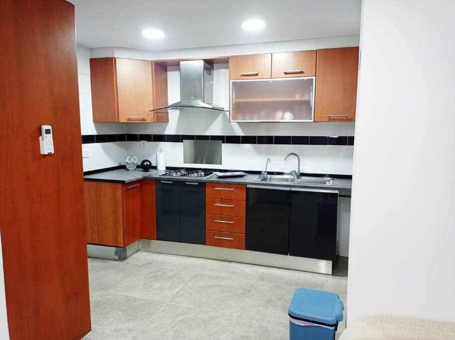 Apartamentos Full Equipped Elche Eksteriør billede