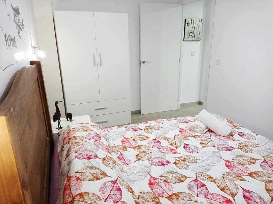 Apartamentos Full Equipped Elche Eksteriør billede